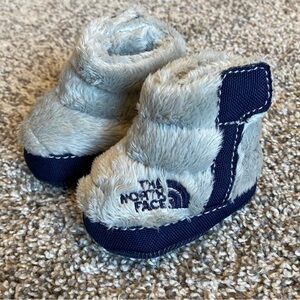 Baby winter booties